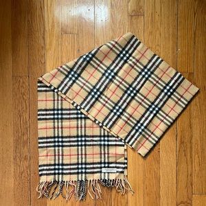 Burberry 100% cashmere, vintage check scarf